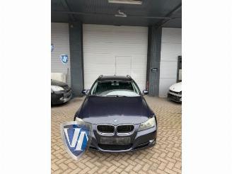 krockskadad bil auto BMW 3-serie 3 serie Touring (E91), Combi, 2004 / 2012 318i 16V 2009/10