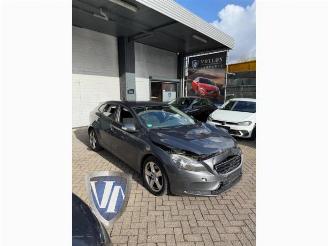 Vrakbiler auto Volvo V-40 V40 (MV), Hatchback 5-drs, 2012 / 2019 1.6 T3 GTDi 16V 2014/8