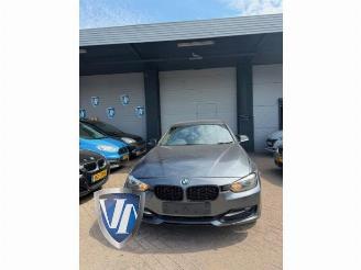 Uttjänta bilar auto BMW 3-serie 3 serie (F30), Sedan, 2011 / 2018 320d xDrive 2.0 16V 2013/9