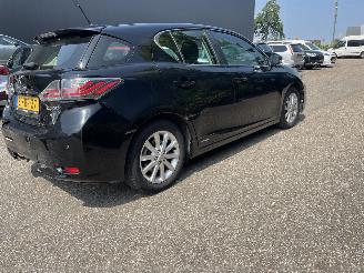 Schadeauto Lexus Ct 1.8 hybrid ct 2013/7