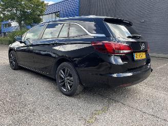 Voiture accidenté Opel Astra 1.0 77 kw 2019/8