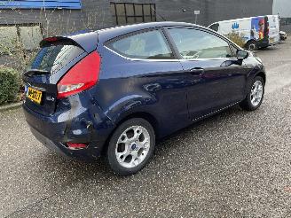 Ford Fiesta 1.2 titanium picture 3