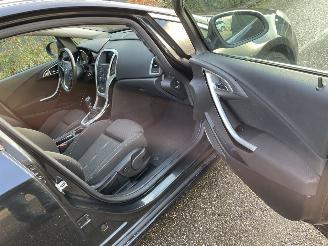 Opel Astra 1.4T picture 10