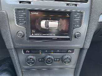 Volkswagen Golf 1.6 tdi picture 9