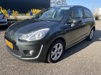 uszkodzony samochody osobowe Citroën C3 1.4 clima 2011/8