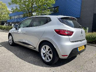 Voiture accidenté Renault Clio 5drs airco 2018/5