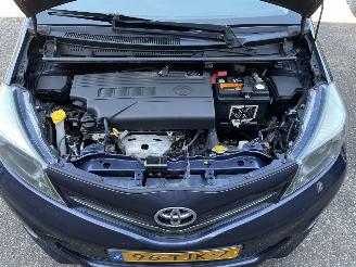 Toyota Yaris 1.3 5drs picture 8