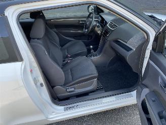 Suzuki Swift 1.2 airco picture 12