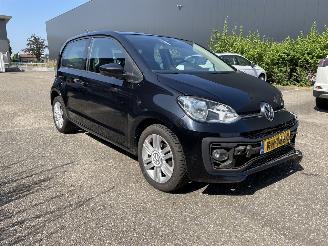 Damaged car Volkswagen Up! 5drs high up 2017/11