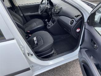 Hyundai I-10 1.1 5drs airco picture 12