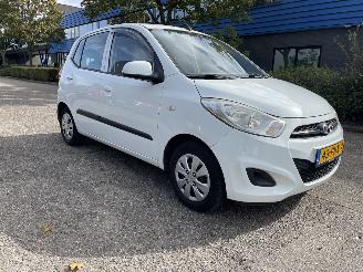 Hyundai I-10 1.1 5drs airco picture 2