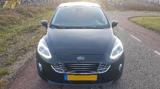 Ford Fiesta TITANIUM picture 3