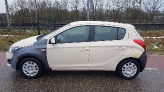 Schadeauto Hyundai I-20 AUTOMAAT 2014/5