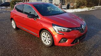 Renault Clio INTENS picture 2