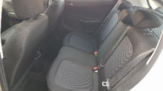 Hyundai I-20 AUTOMAAT picture 15