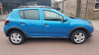 krockskadad bil auto Dacia Sandero 1.5DCi  STEPWAY 2015/6