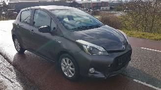 Toyota Yaris 1.5 FULL HYBRID DYNAMIC picture 8