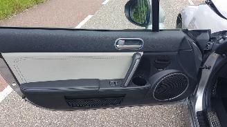 Mazda MX-5 HARDTOP rijdt nieuw picture 18