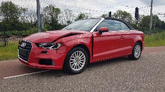 krockskadad bil auto Audi A3 CABRIO 1ste eigenaar First owner 2017/6