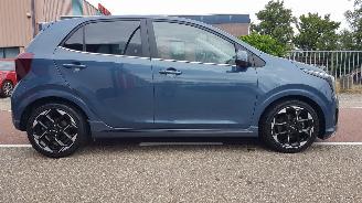 damaged passenger cars Kia Picanto GT-LINE 2025/1