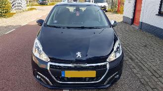 Peugeot 208 Tech Edition 110PK picture 3