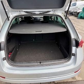Skoda Octavia ambition picture 6