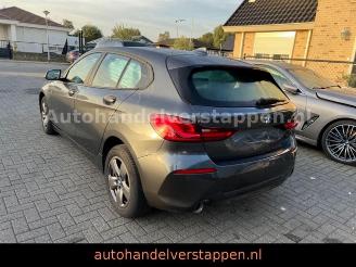 krockskadad bil auto BMW 1-serie  2020/8