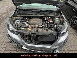Peugeot 2008 e II Allure Pack Full Elektro picture 13