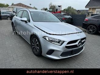 damaged passenger cars Mercedes A-klasse d DAB+ Navigation 106co2 2019/11