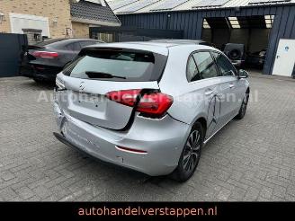 Mercedes A-klasse d DAB+ Navigation 106co2 picture 2