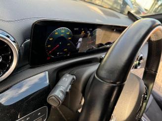 Mercedes Cla-klasse 180 Shooting Brake Urban picture 22