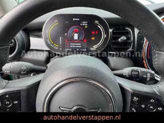 Mini Cooper S E Mini 3-trg. E 135KW picture 16