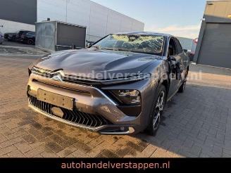 krockskadad bil auto Citroën C5 X C5X Feel Pack Hybrid 132 kW 2024/1
