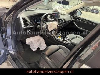 BMW X4 xDrive 20 d Advantage 140KW Pano Leder Navi picture 23