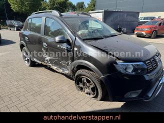 Dacia Sandero II Stepway Celebration picture 7