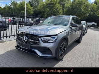 krockskadad bil auto Mercedes GLC 200 d 4Matic AMG Sport Pano AHK 2021/7