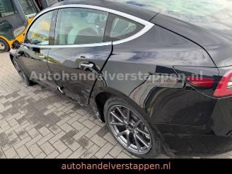 Tesla Model 3 Long Range Dual AWD picture 6