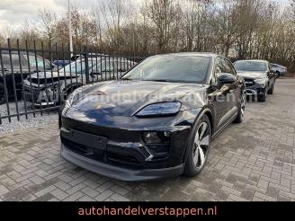 Porsche Macan Electric 4 PDLS+ PASM Hud BOSE picture 2