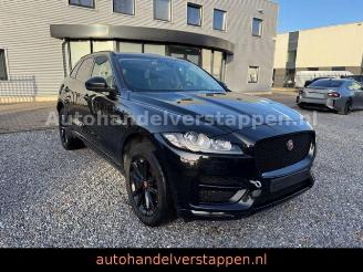 Voiture accidenté Jaguar F-Pace R-Sport D180 20D AWD 2017/5