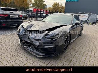 Unfallwagen Porsche Panamera Sport Turismo 4 E-Hybrid AWD 340KW 2018/4