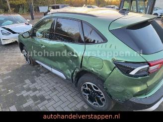 Ford Kuga Plug-In Hybrid Active X Auto 178KW picture 8