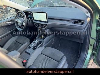 Ford Kuga Plug-In Hybrid Active X Auto 178KW picture 25