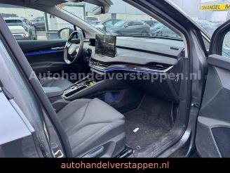 Skoda Enyaq 80 DAB+ Suite Convenience-Paket picture 19