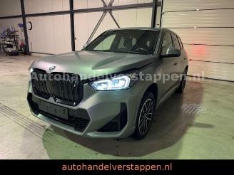 Damaged car BMW iX1 30 xDrive M Sport Harman Pano HUD Leder 2023/6