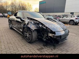 Porsche Taycan 350KW Panorama-Glasdach Leder 20zoll picture 7