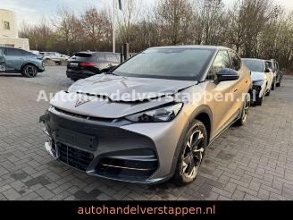 skadebil auto Cupra Tavascan 210 kW Endurance 82KWH VOLL 2025/2