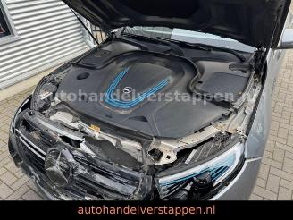 Mercedes EQC 400 4Matic AMG Sport 300KW picture 11