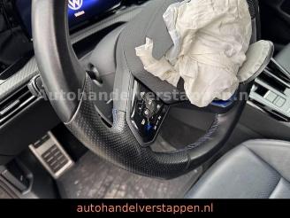 Volkswagen Golf VIII Lim. R 4Motion Performance Pano HUD picture 24