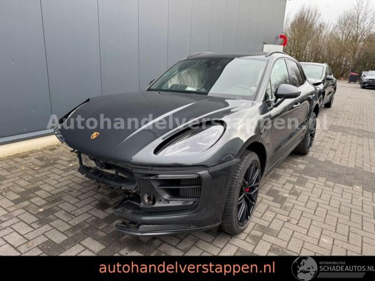Porsche Macan GTS 2.9L 324KW SPORT CHRONO
