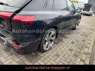 Audi E-tron 55 Quattro S line 3× 300KW picture 4